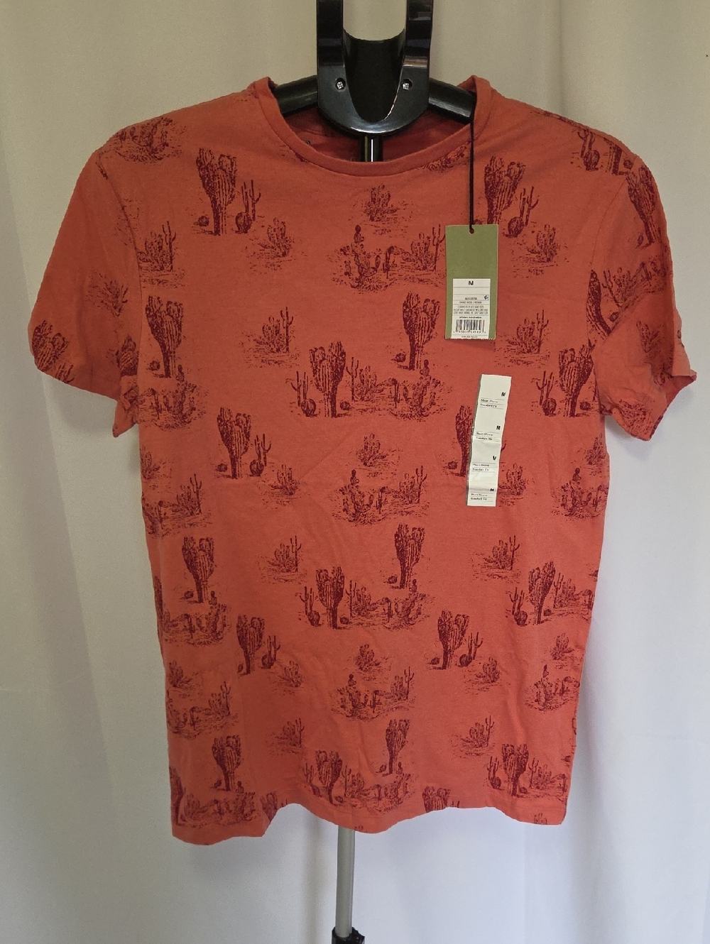 Goodfellow & Co Orange Short Sleeve Tee with Dark Red Desert Print